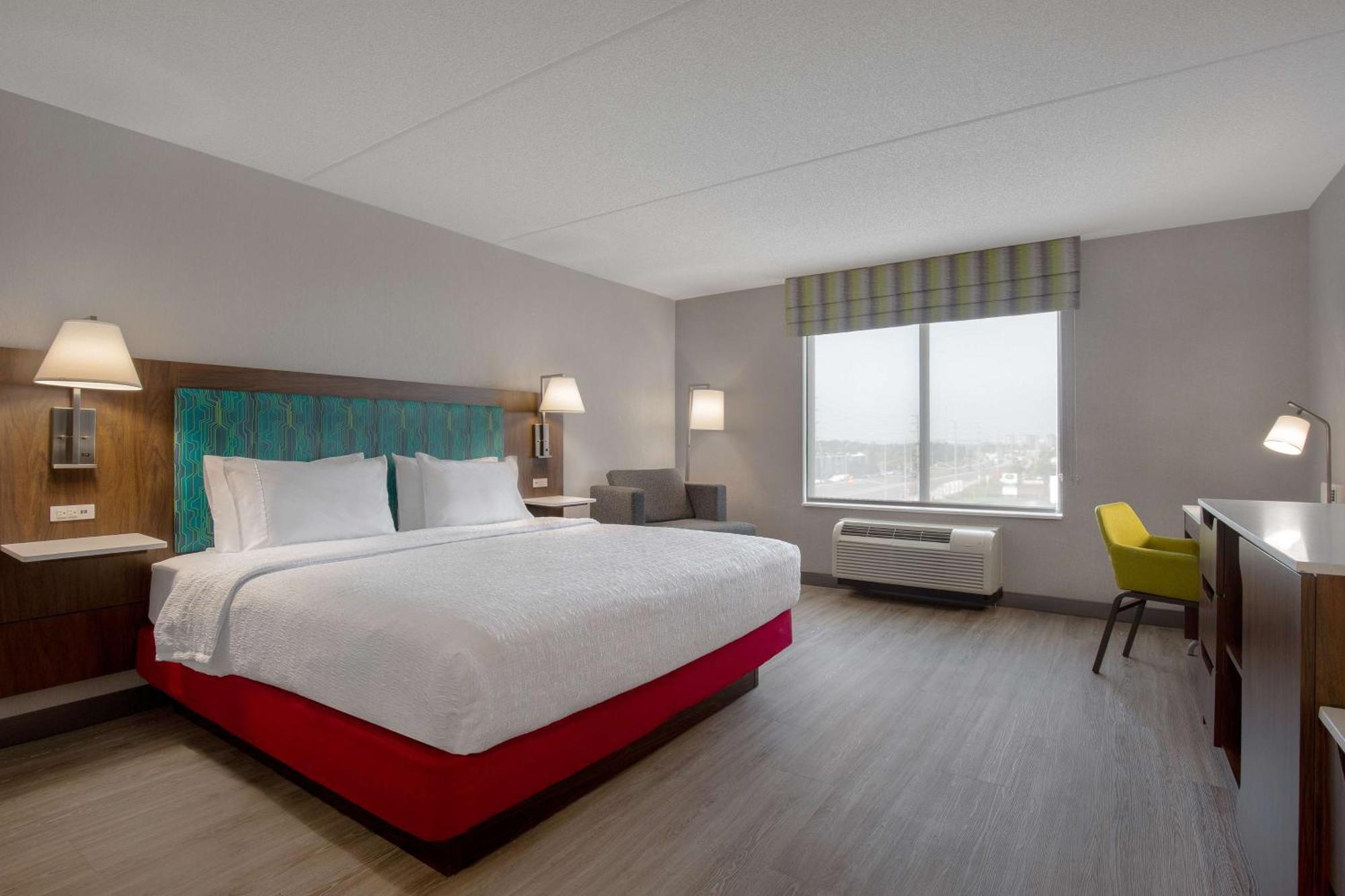 Hampton Inn By Hilton Brampton - Toronto Екстер'єр фото
